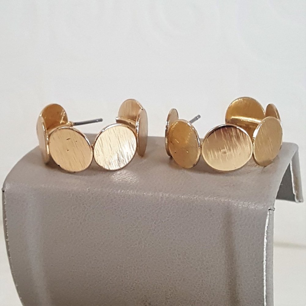 ANTHROPOLOGIE FLAT DISC HOOP EARRINGS NWT - Picture 3 of 5
